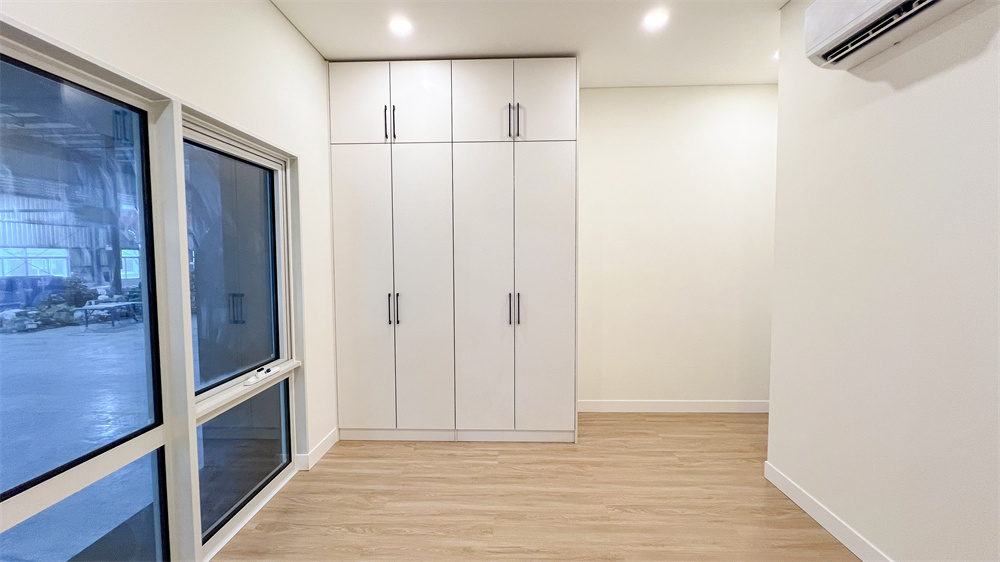 The issue of reducing container costs